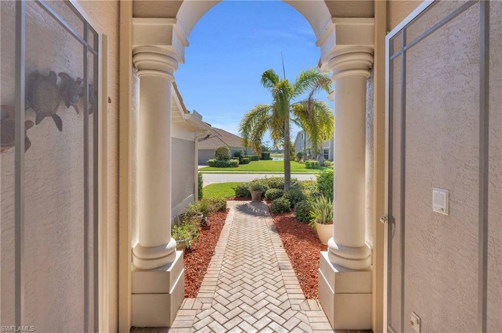 Property Photo:  10035 Turtle Hill Dr  FL 33913 