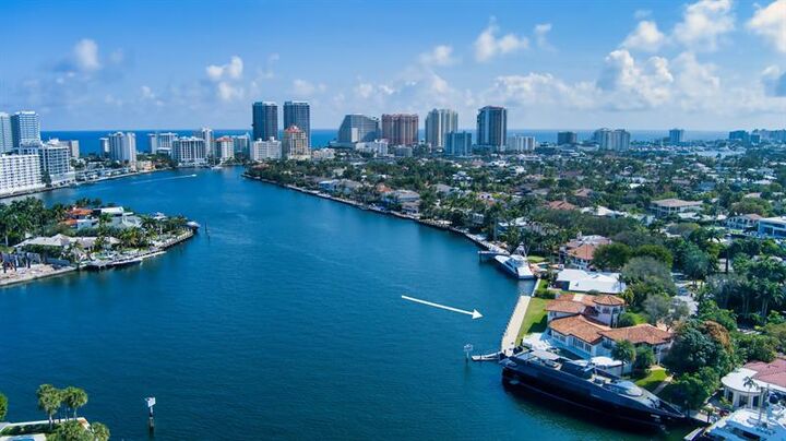 2301 Aqua Vista Blvd  Fort Lauderdale FL 33301 photo