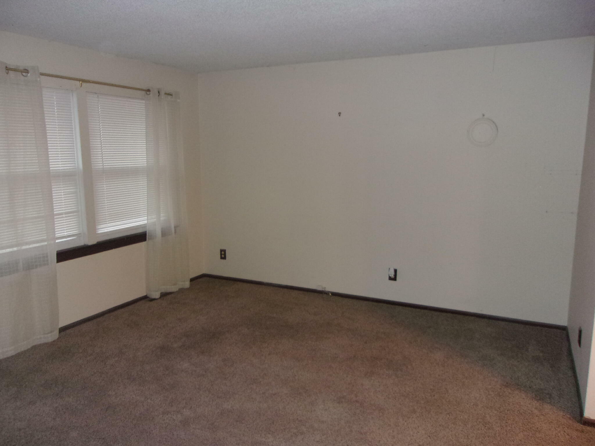 Property Photo:  613 Mulberry Street  MO 65063 