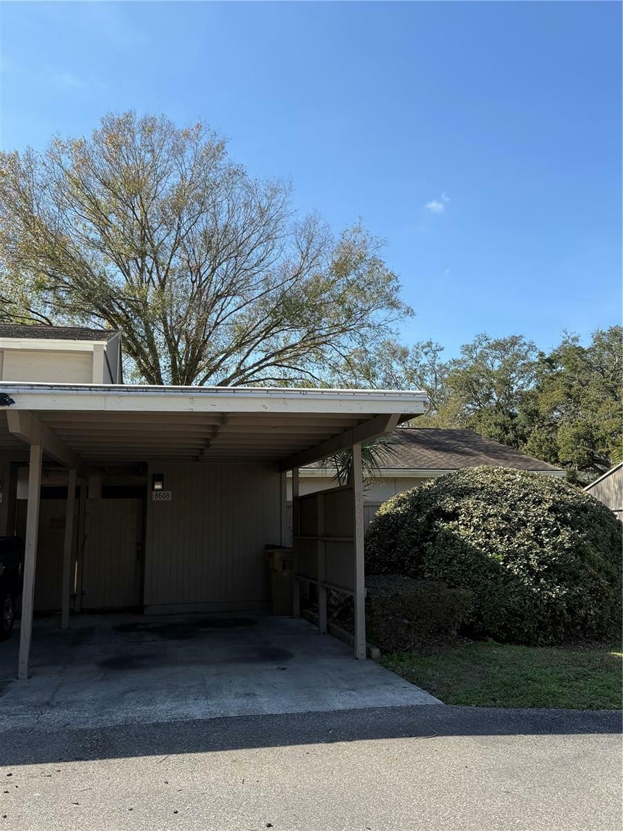 Property Photo: 8608 Lake Isle Drive 0 FL 33637