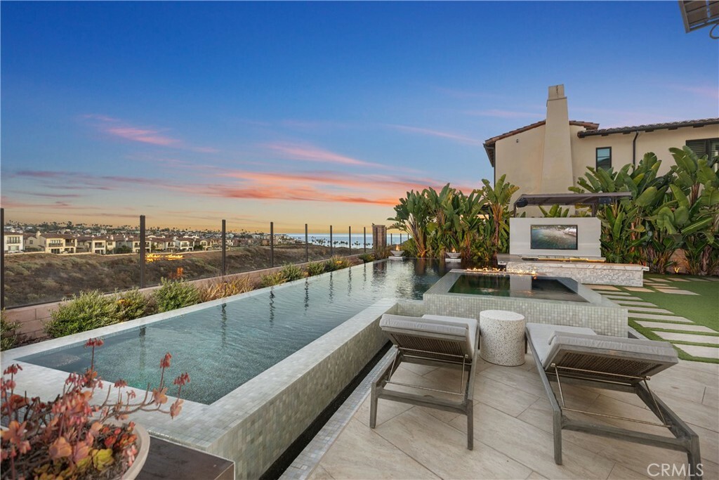 Property Photo: 100 Via Canarias CA 92672