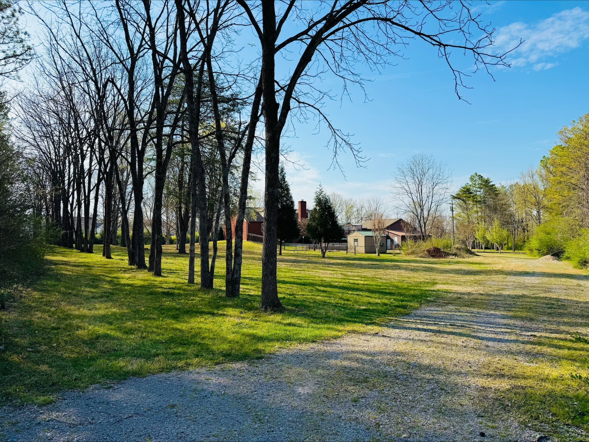 Property Photo: 831 Osborne Ln TN 37130