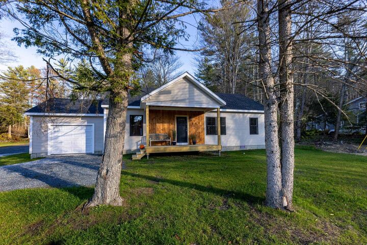 Property Photo:  216 Quechee Hartland Road  VT 05059 