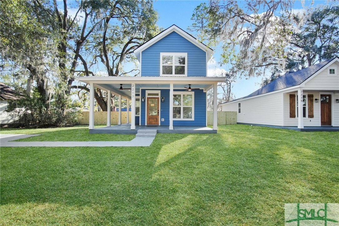 Property Photo: 2217 E 59th Street GA 31404