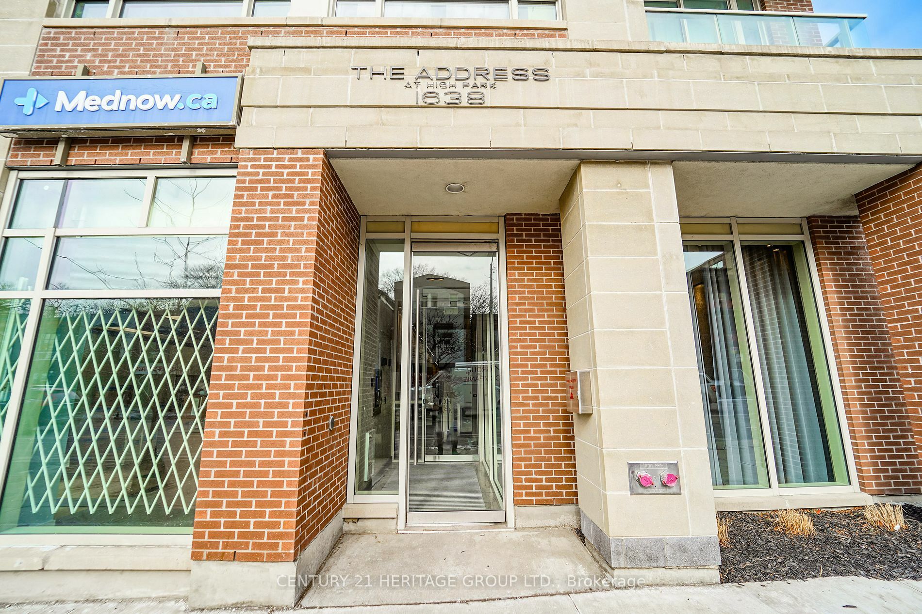 Property Photo:  1638 Bloor St W 303  ON M6P 1A7 