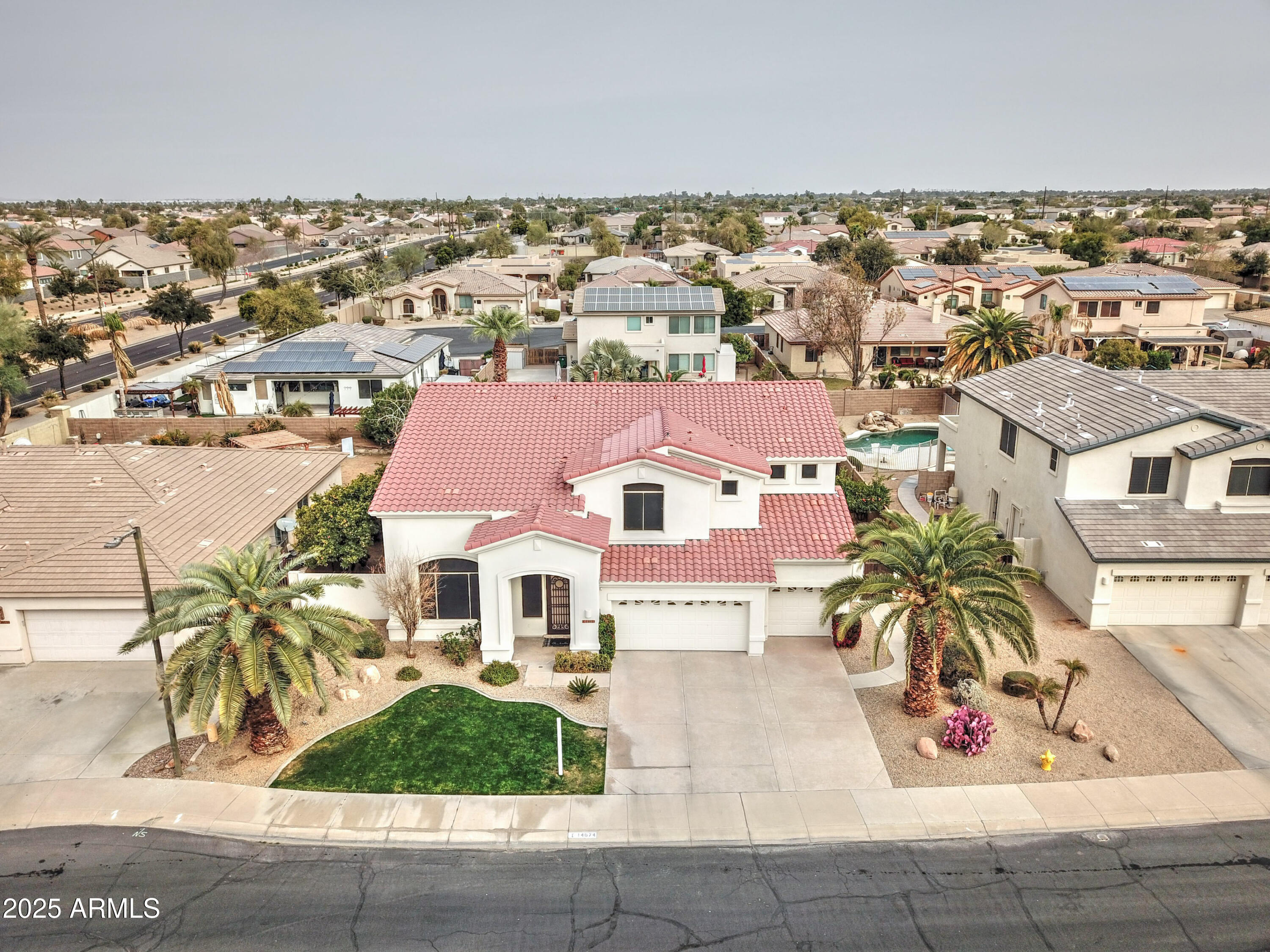 Property Photo: 14674 W Windsor Avenue AZ 85395