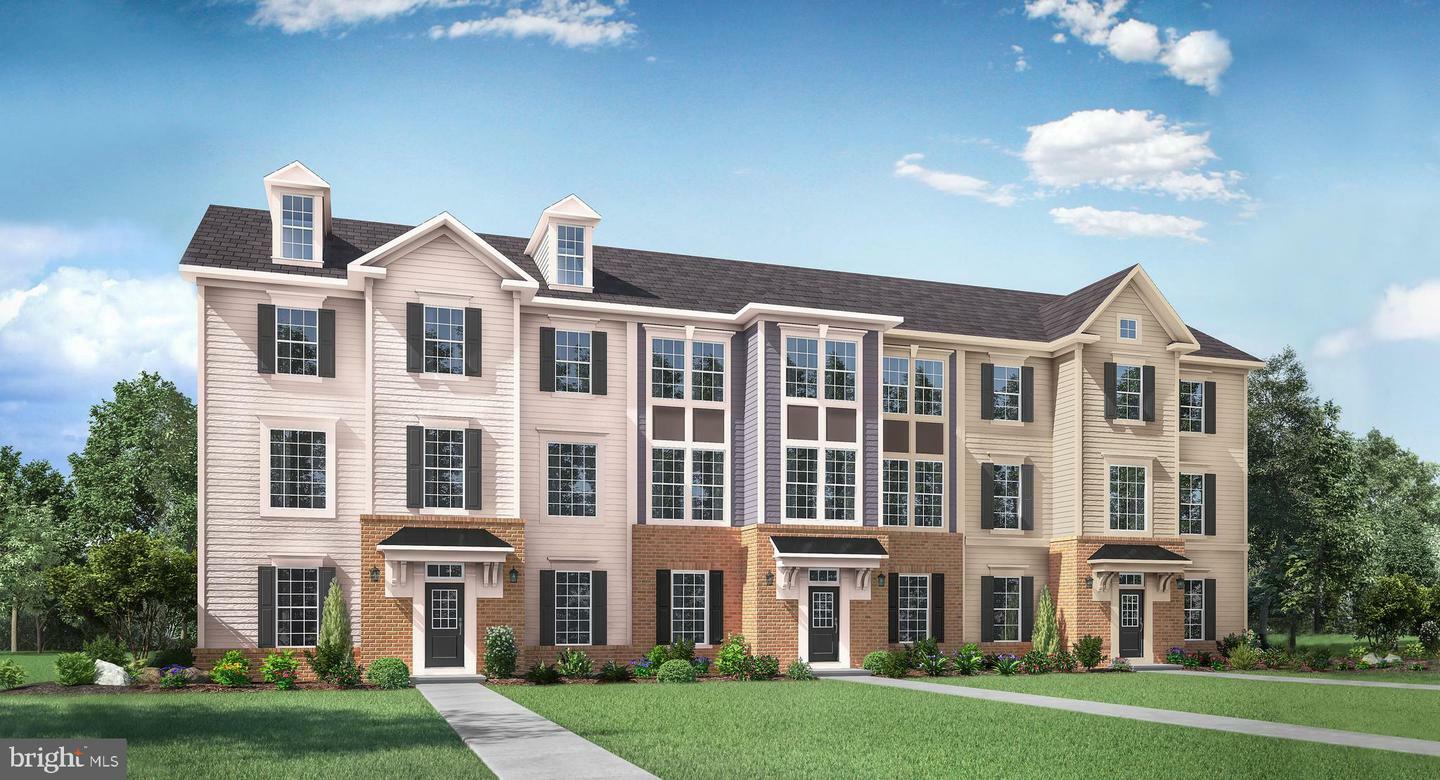 Property Photo: 8275 Knight Station Way VA 20110