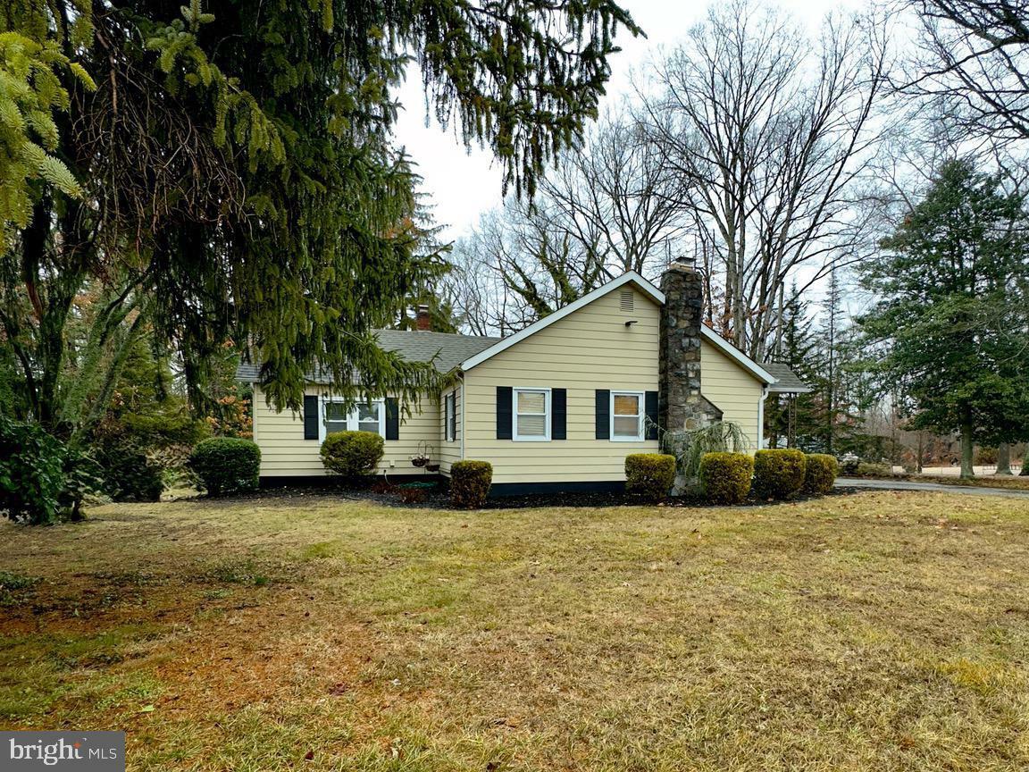 Property Photo:  104 Laurel Heights Drive  NJ 08302 