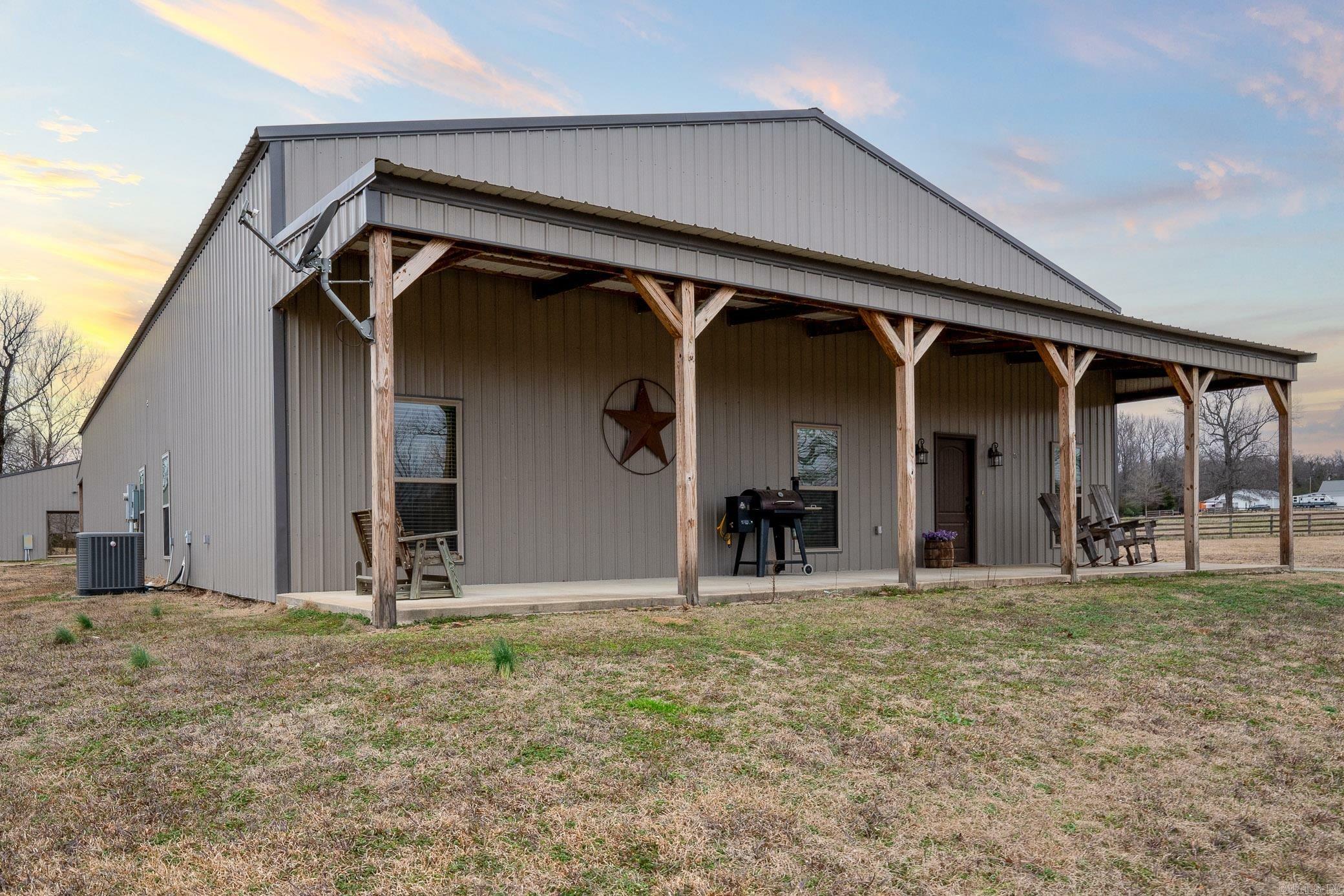 Property Photo:  20 Downwind Avenue  AR 72058 