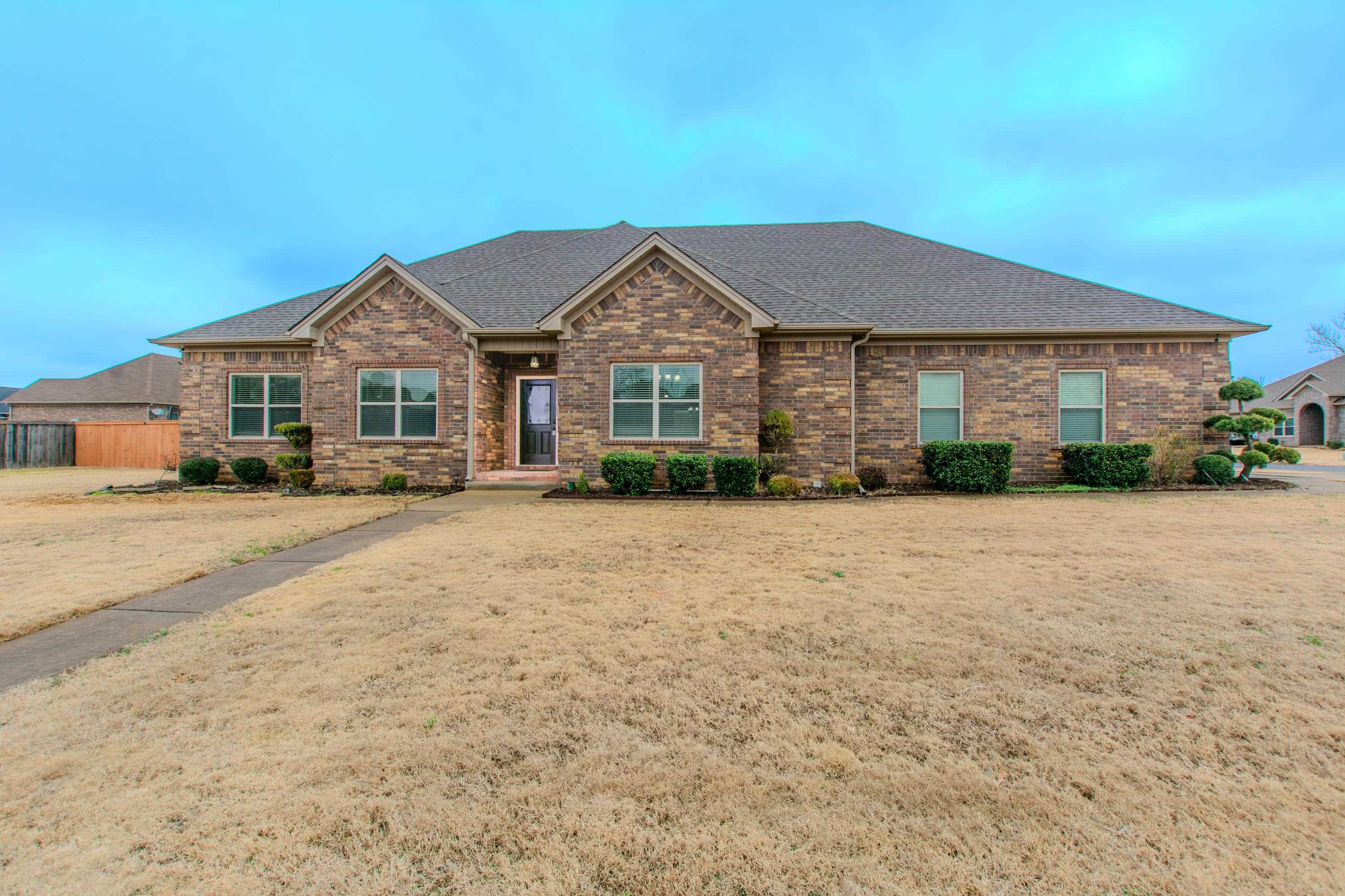 Property Photo:  141 Creekside Dr.  AR 72007 