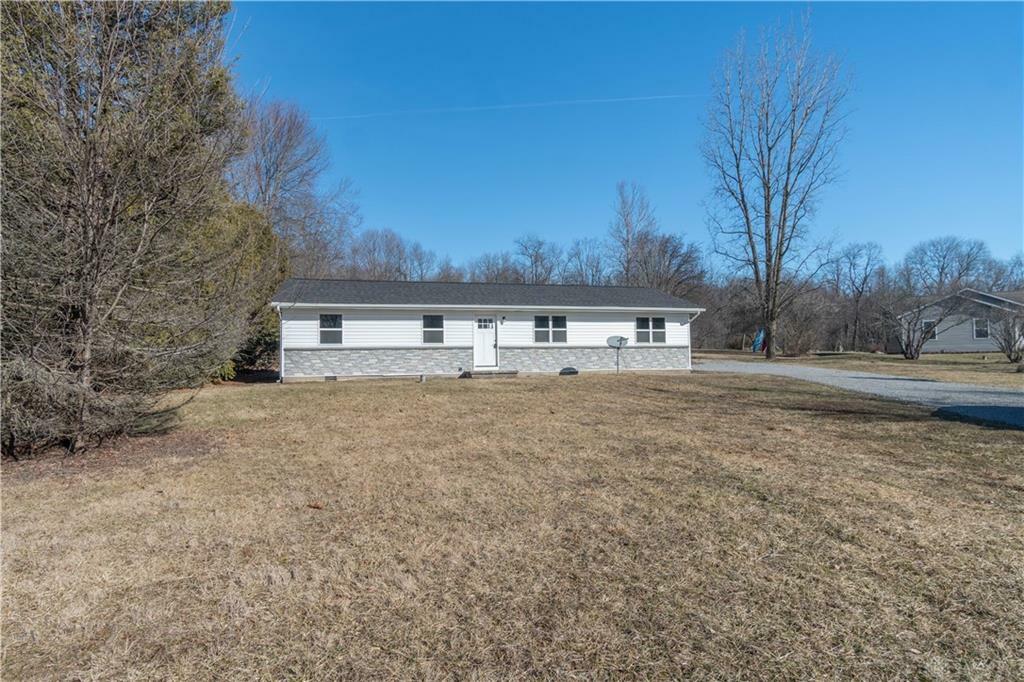 Property Photo: 18201 Golden Rod Court OH 45365