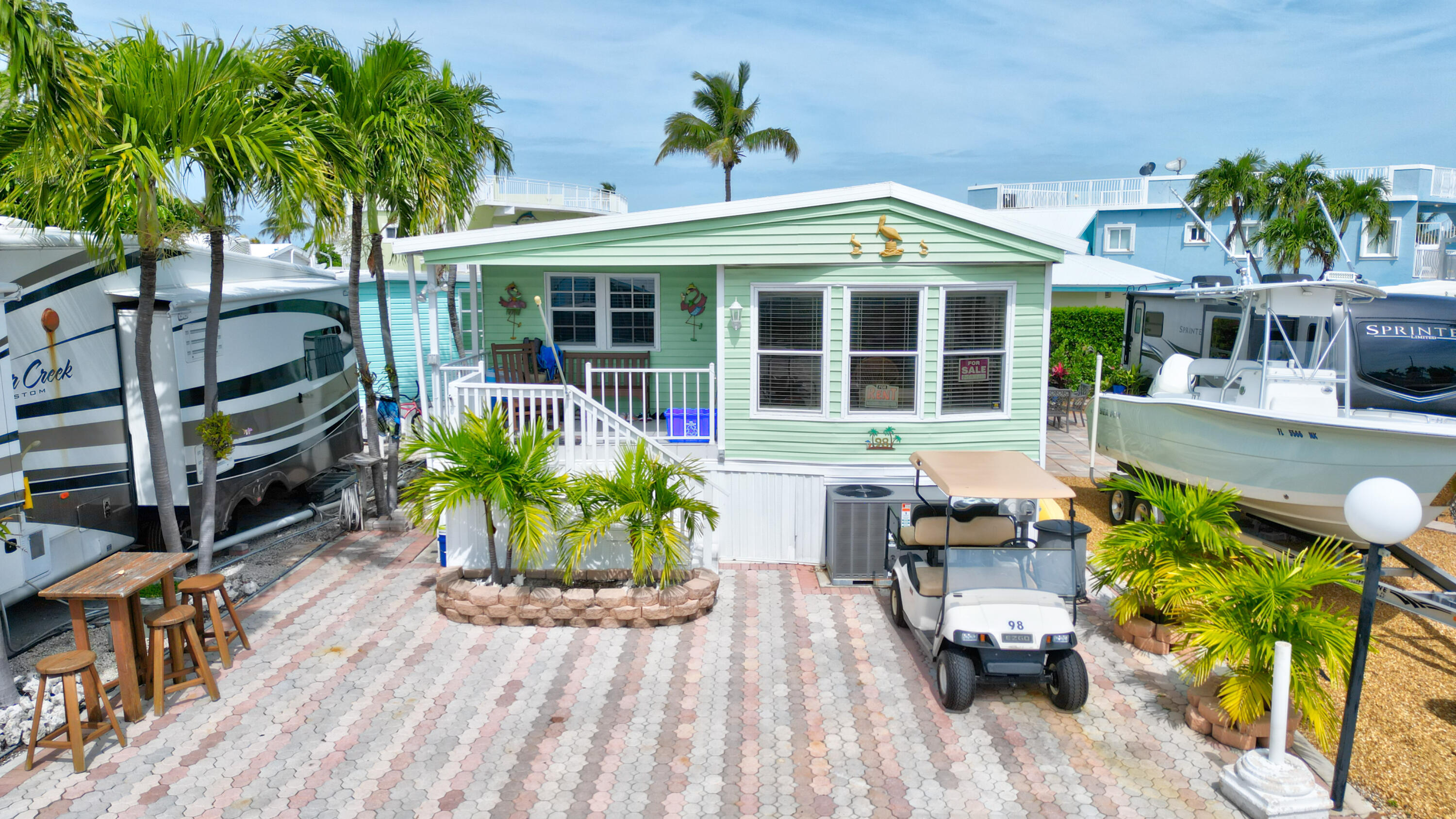 Property Photo: 65821 Overseas Highway 98 FL 33001