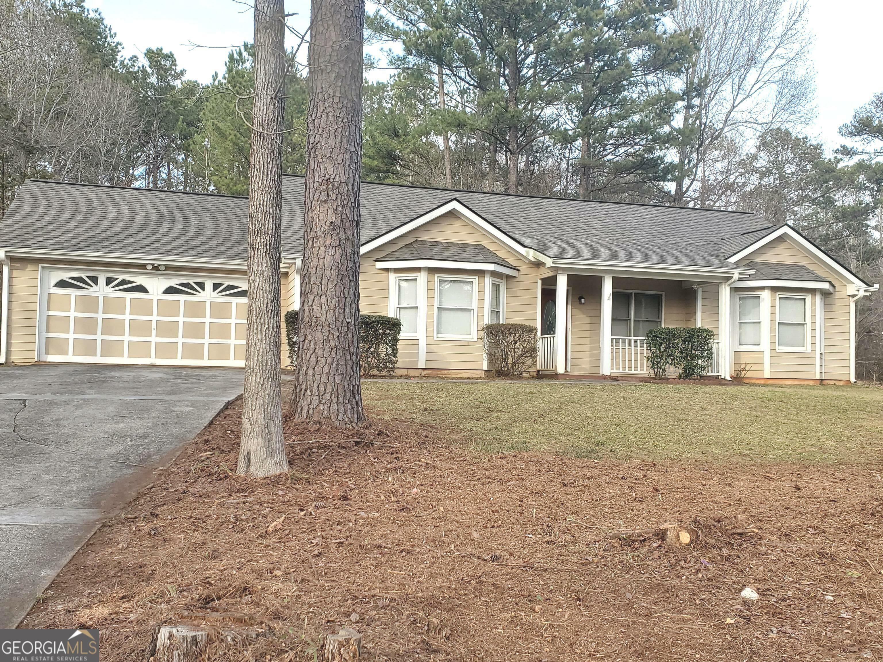 Property Photo: 130 Willow Shoals Drive GA 30016