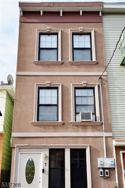 Property Photo:  7 Wallis Avenue  NJ 07306 