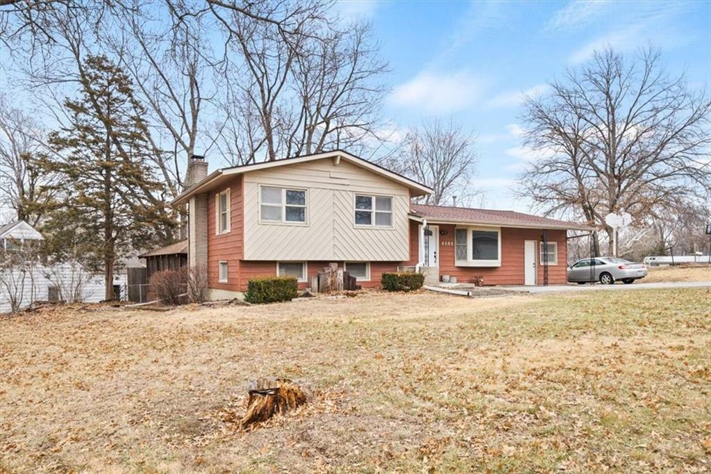 Property Photo:  6808 NW 71st Street  MO 64152 