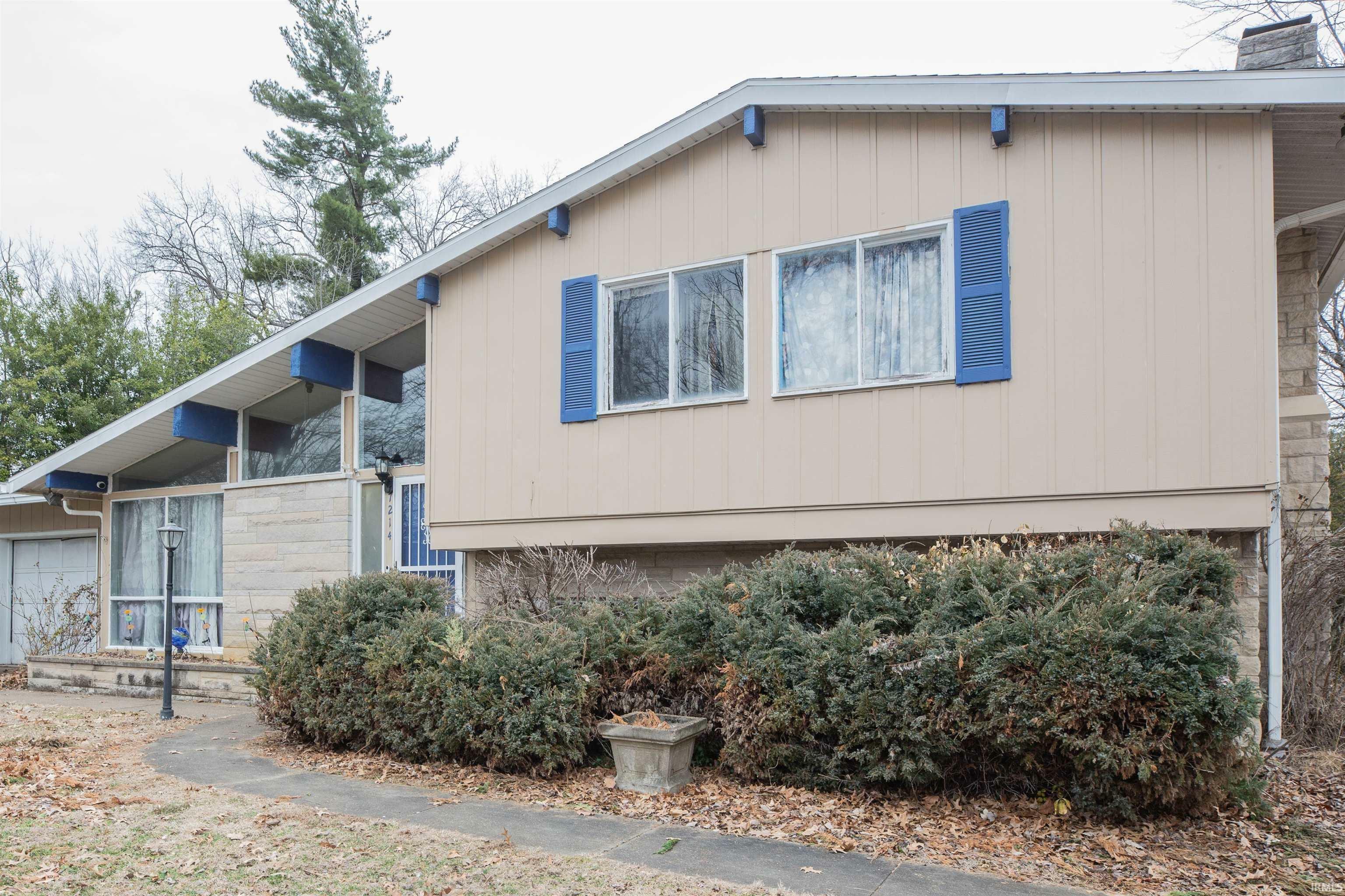 Property Photo:  7214 E Blackford Avenue  IN 47715 