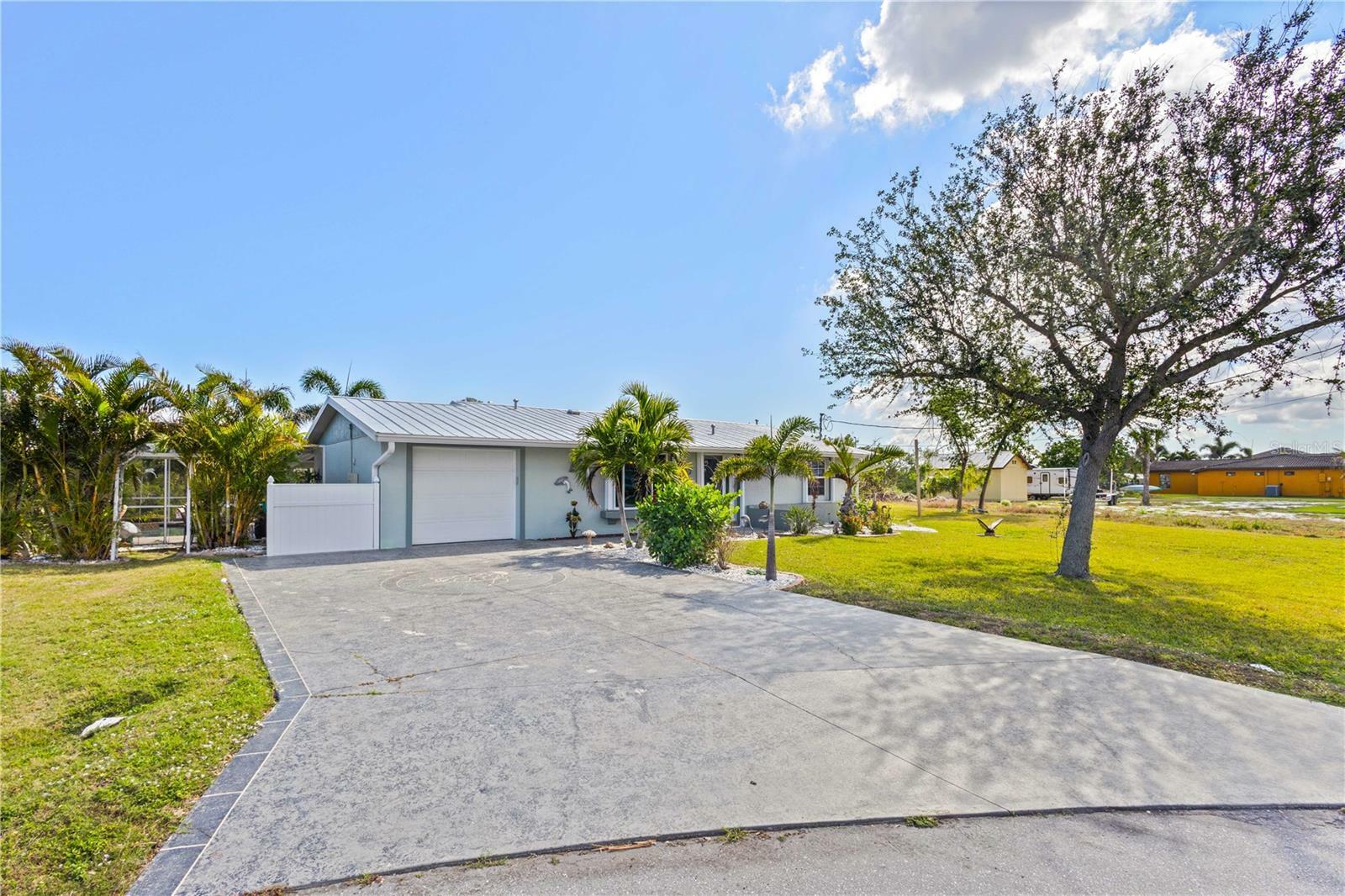 Property Photo:  5196 Early Terrace  FL 33981 