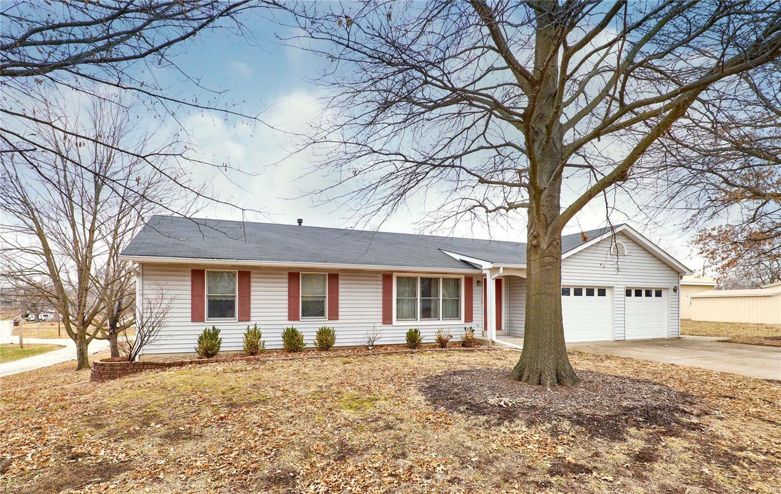 Property Photo:  112 Sycamore Street  MO 63369 