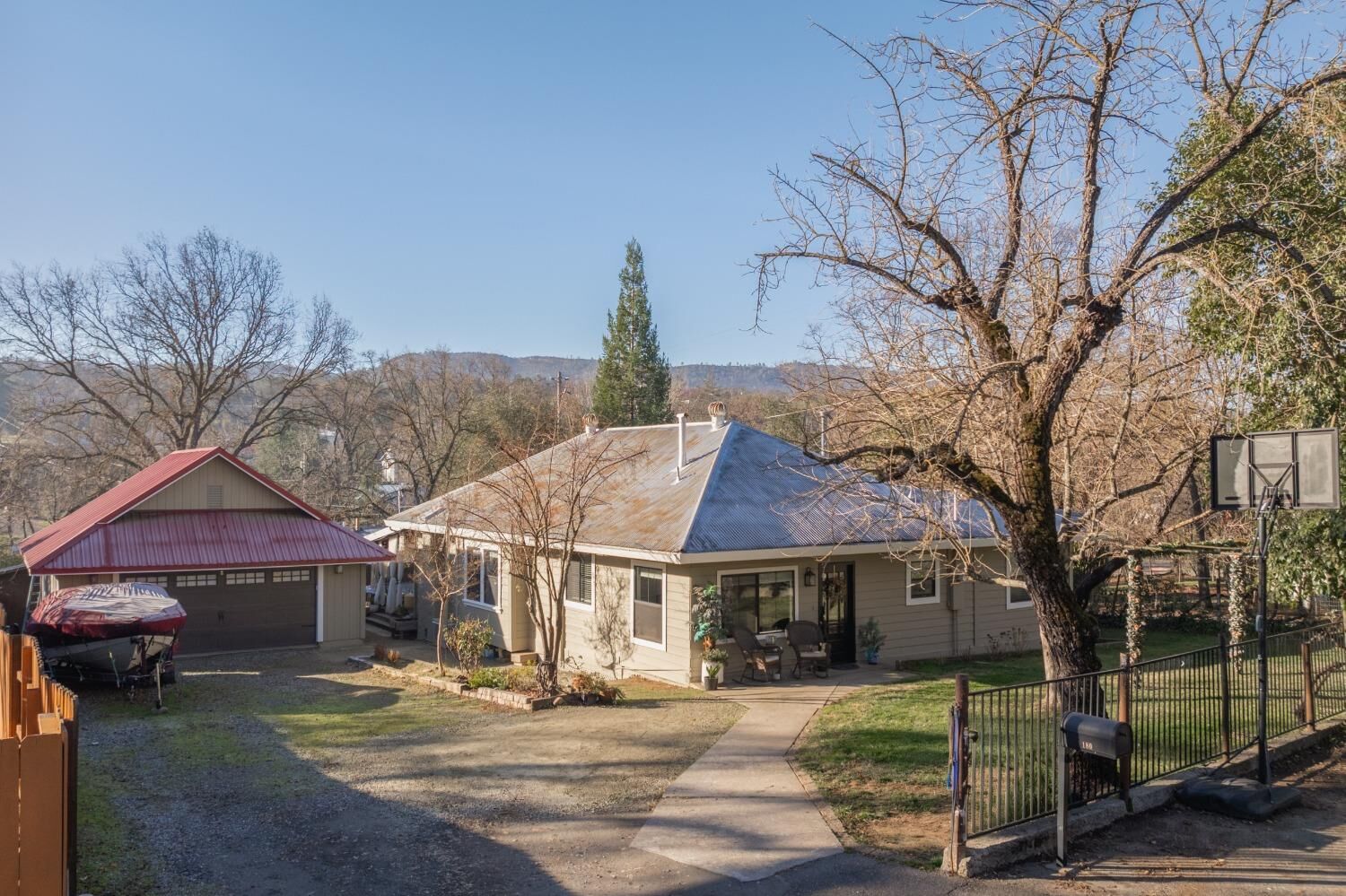 Property Photo:  180 Pixley Avenue  CA 95249 