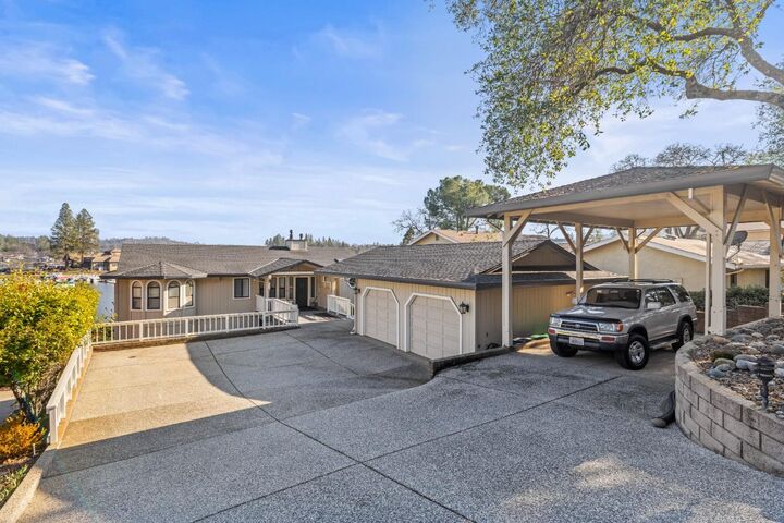 11381 Lakeshore No.  Auburn CA 95602 photo