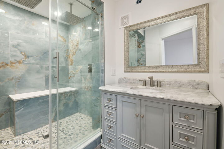Property Photo: 1904 Orange Picker Road FL 32223