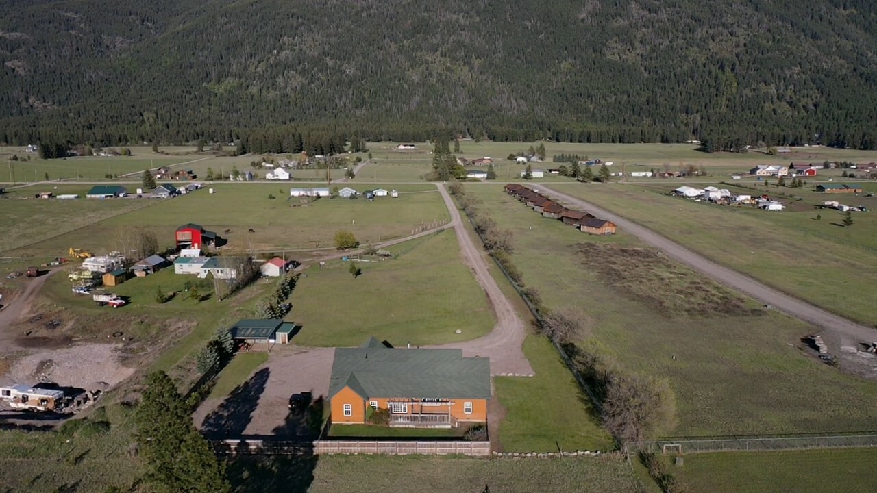 Property Photo: 926 Jensen Road MT 59912