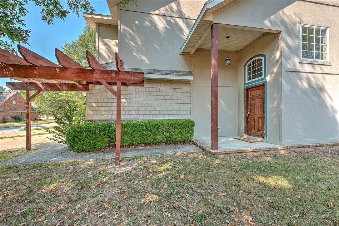 Property Photo:  2606 E Turtle Creek Drive  AR 72701 