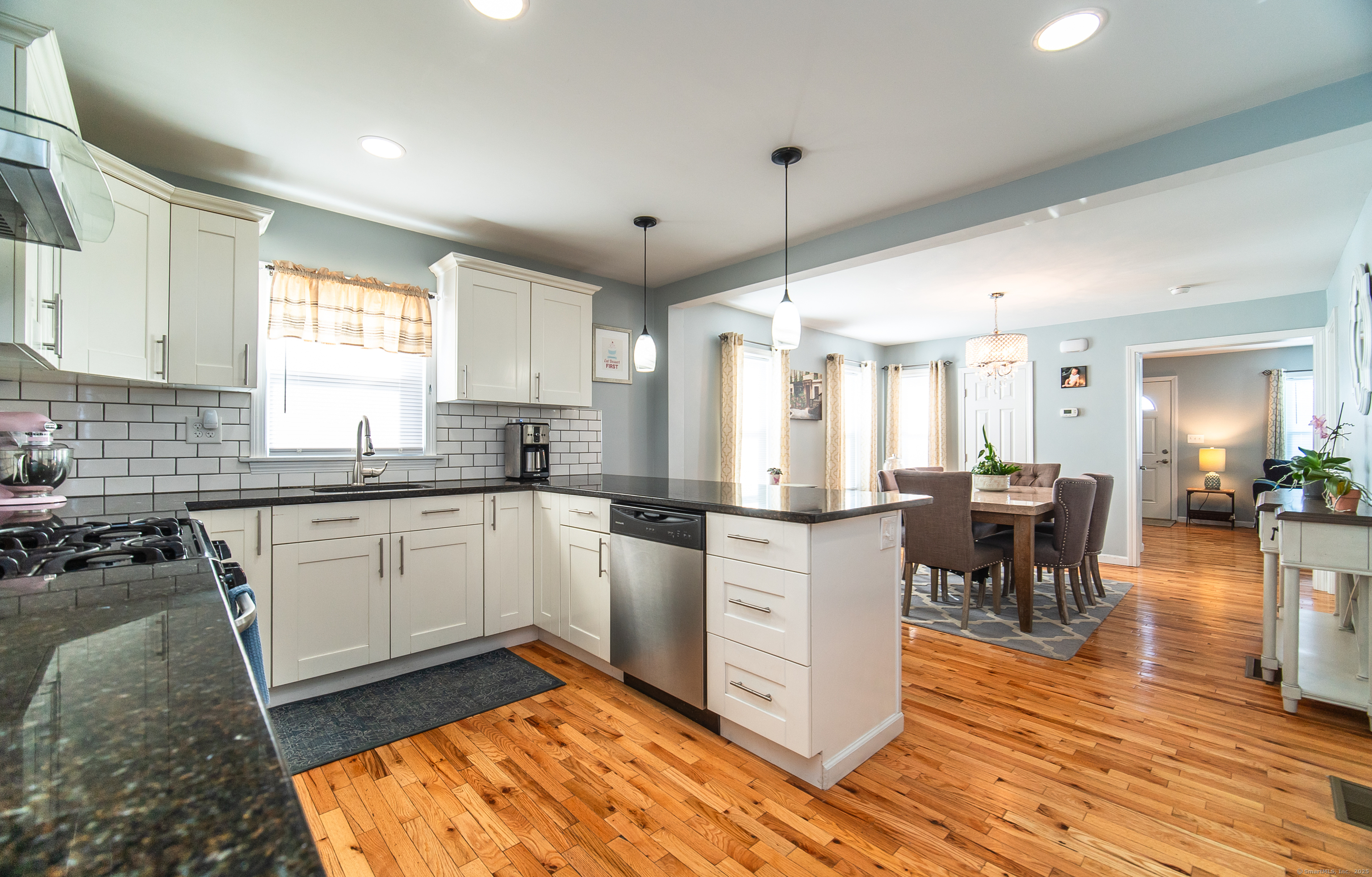 Property Photo: 607 First Avenue CT 06516