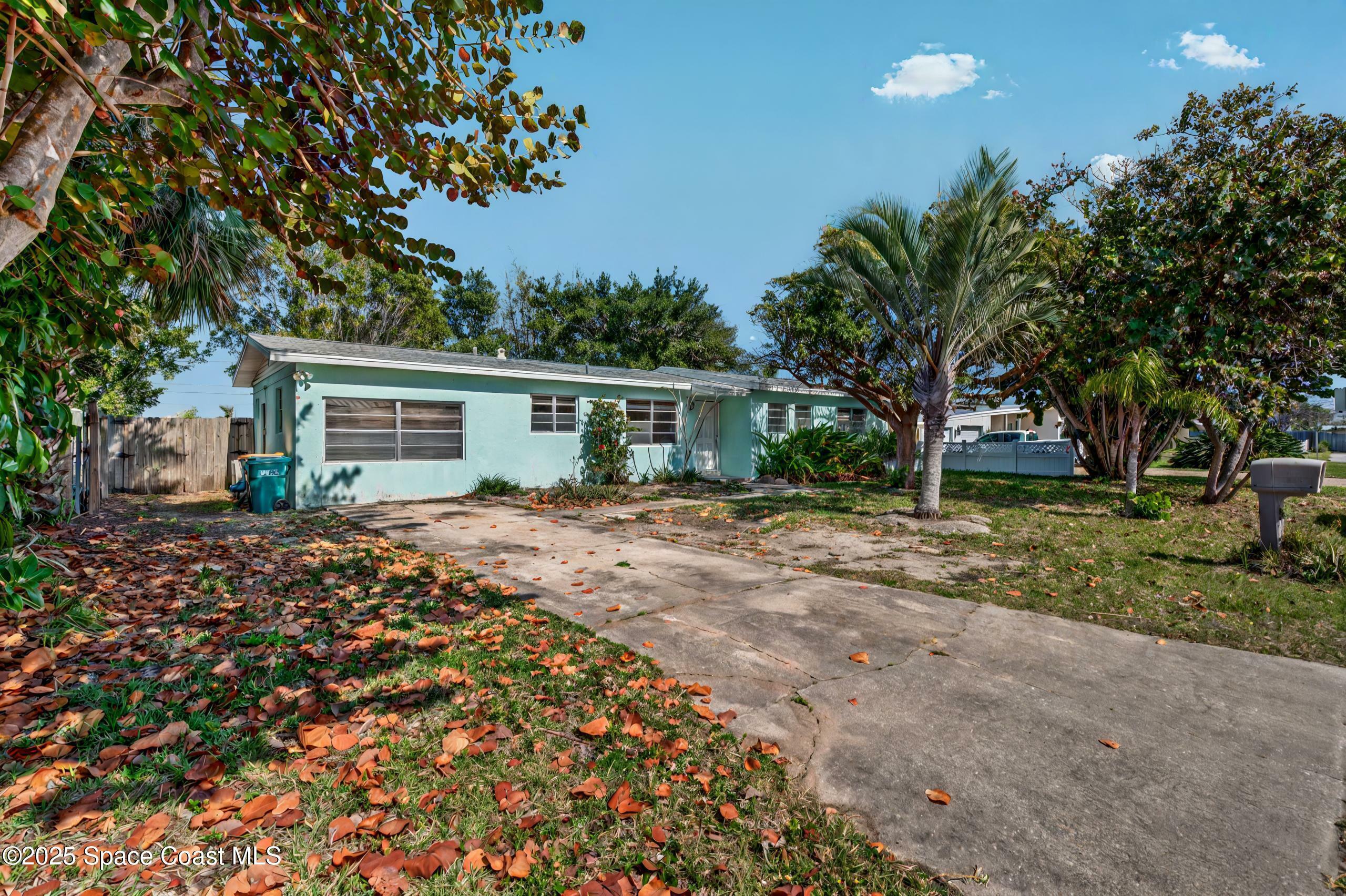 305 W Arlington Street  Satellite Beach FL 32937 photo