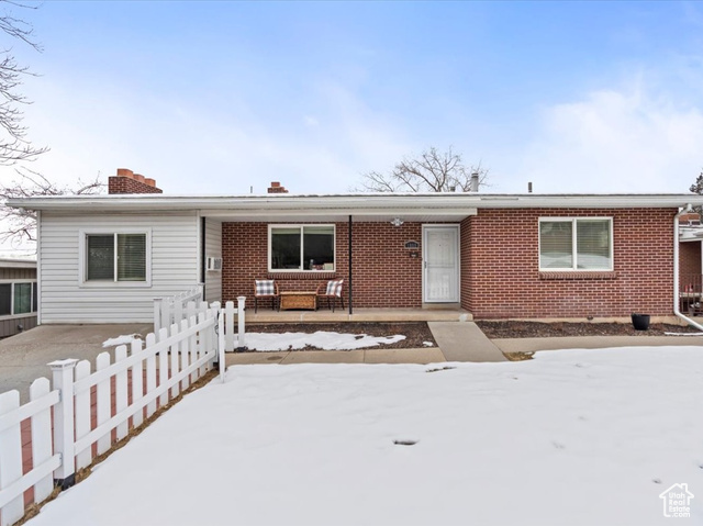 Property Photo:  1988 S Broadmoor St  UT 84108 