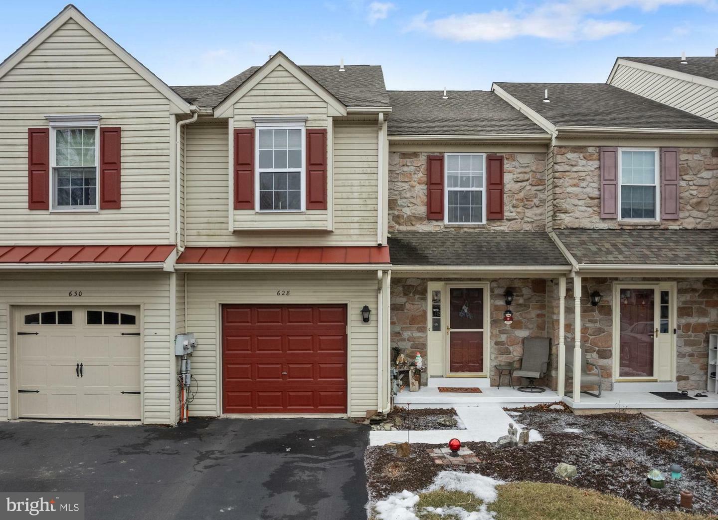 Property Photo:  628 New Market Drive  PA 18964 