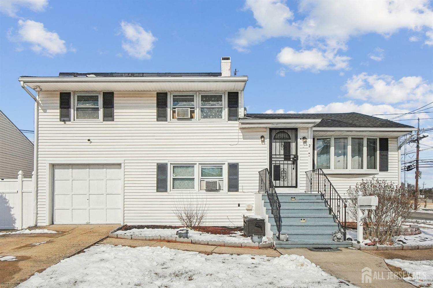 Property Photo:  2 Webb Drive  NJ 08863 