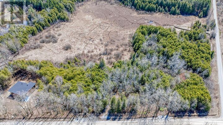 Photo de la propriété: 279 Brown Road ON K7A 4S4