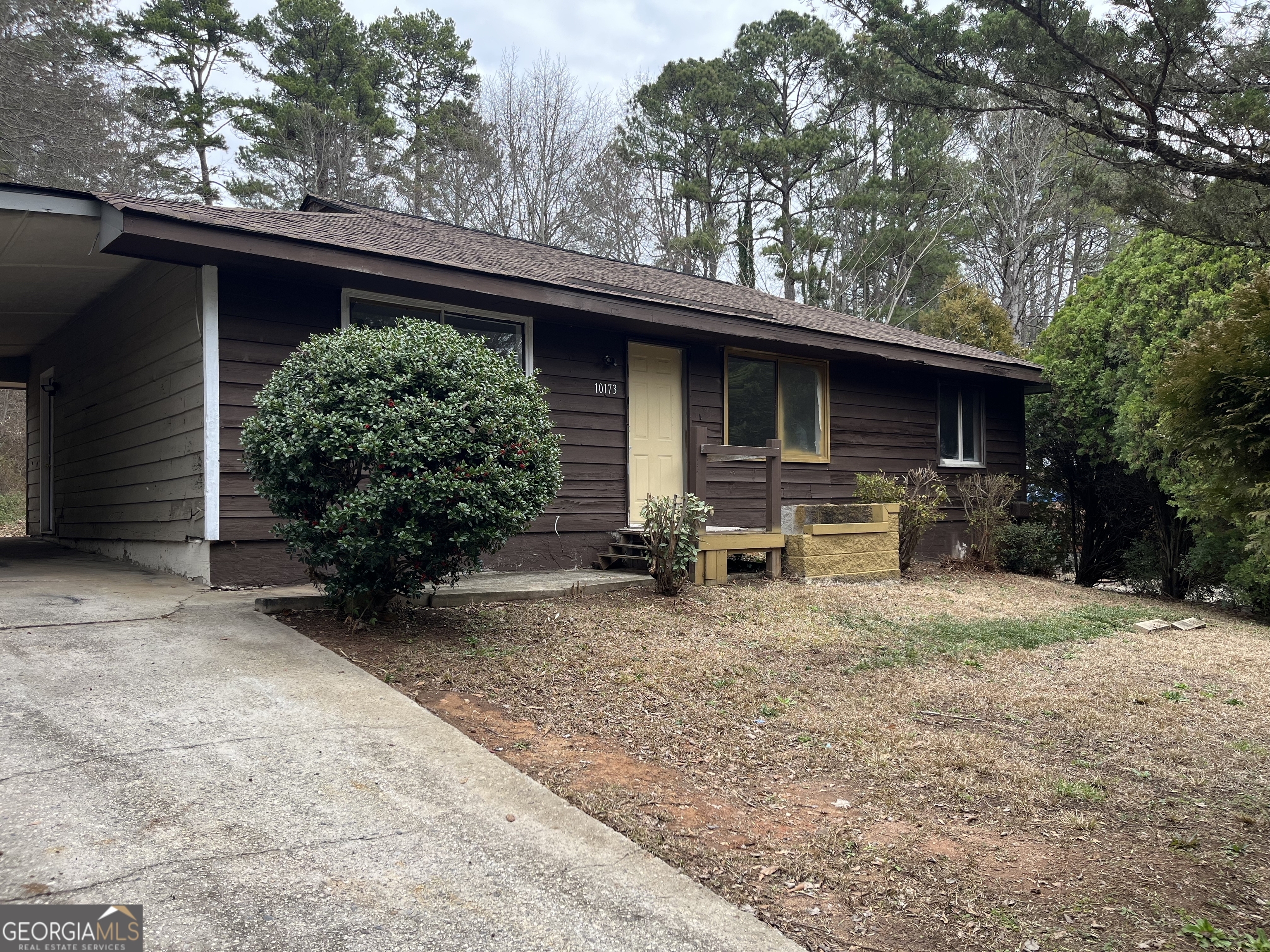 Property Photo:  10173 Brass Ring Road  GA 30238 