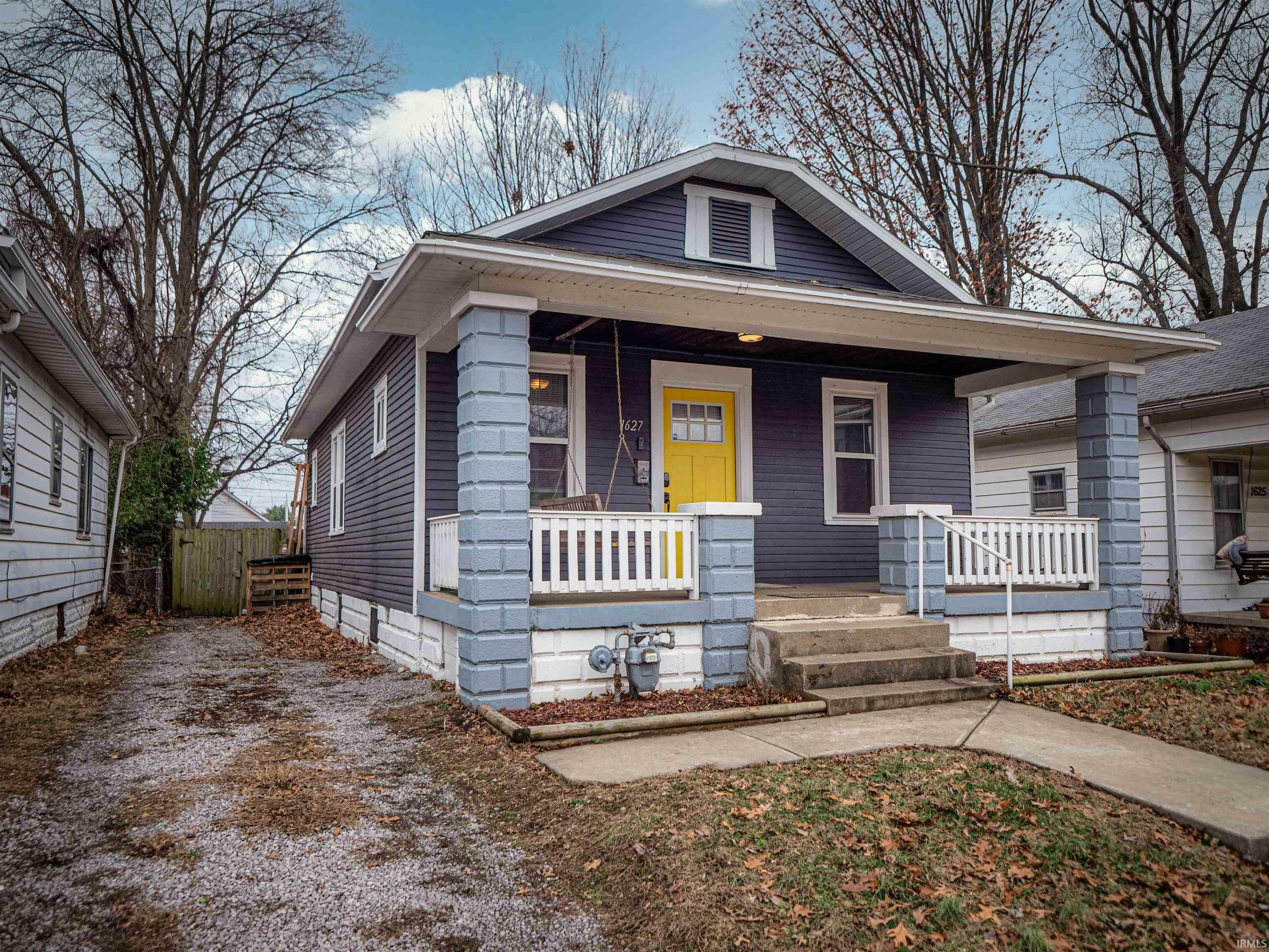 Property Photo:  1627 E Indiana Street  IN 47711 