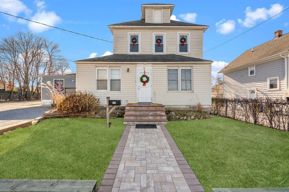 Property Photo:  10 Hawley Avenue  NY 11795 