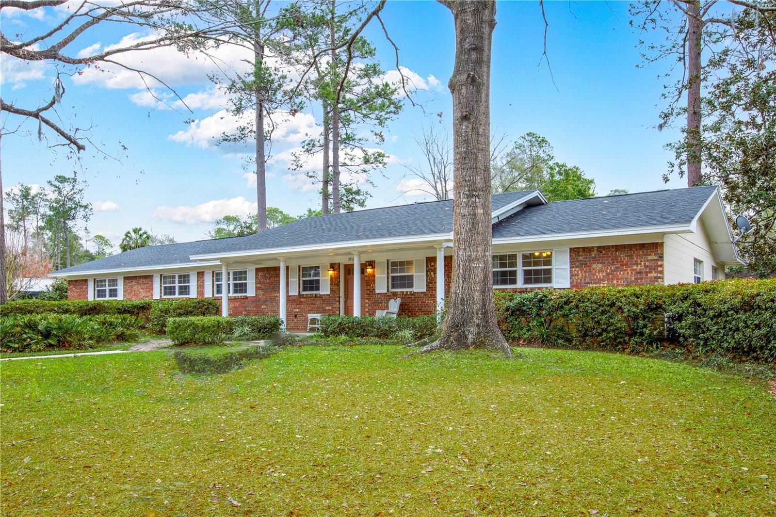 Property Photo: 1911 NW 22nd Drive FL 32605