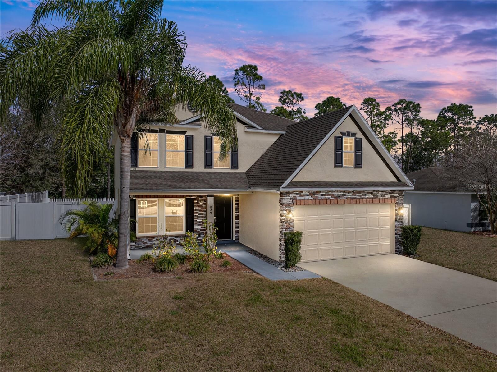 Property Photo:  1029 Evans Loop  FL 33853 