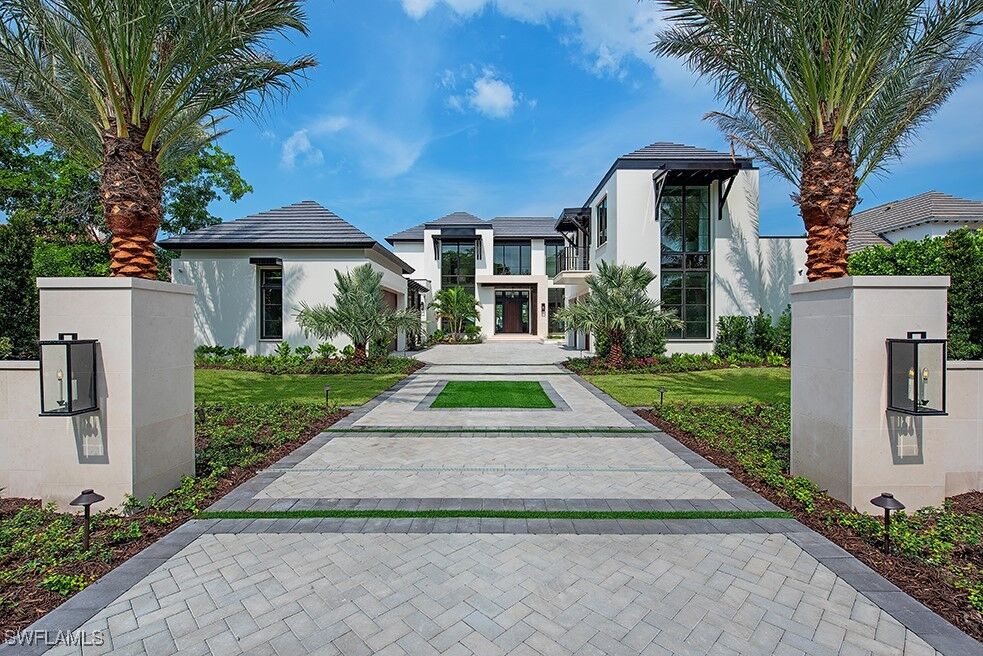 Property Photo: 3300 Gin Lane FL 34102