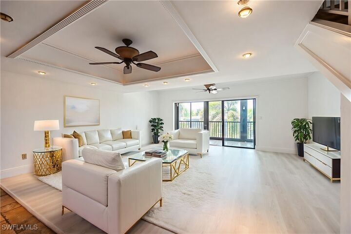 Property Photo: 1400 Blue Point Avenue 207 FL 34102