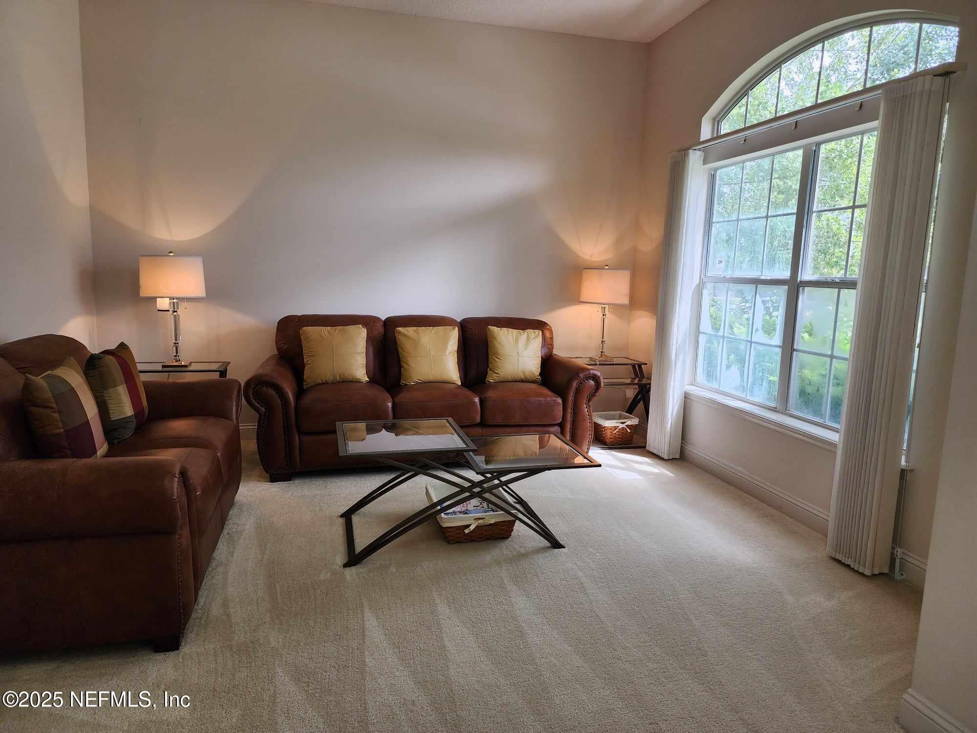 Property Photo: 9517 Adelaide Drive FL 32244