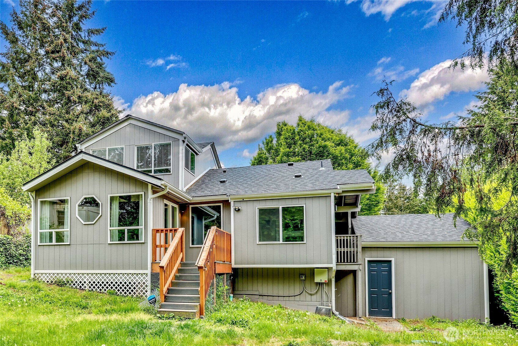 Property Photo: 1911 NE Sylvan Way WA 98310