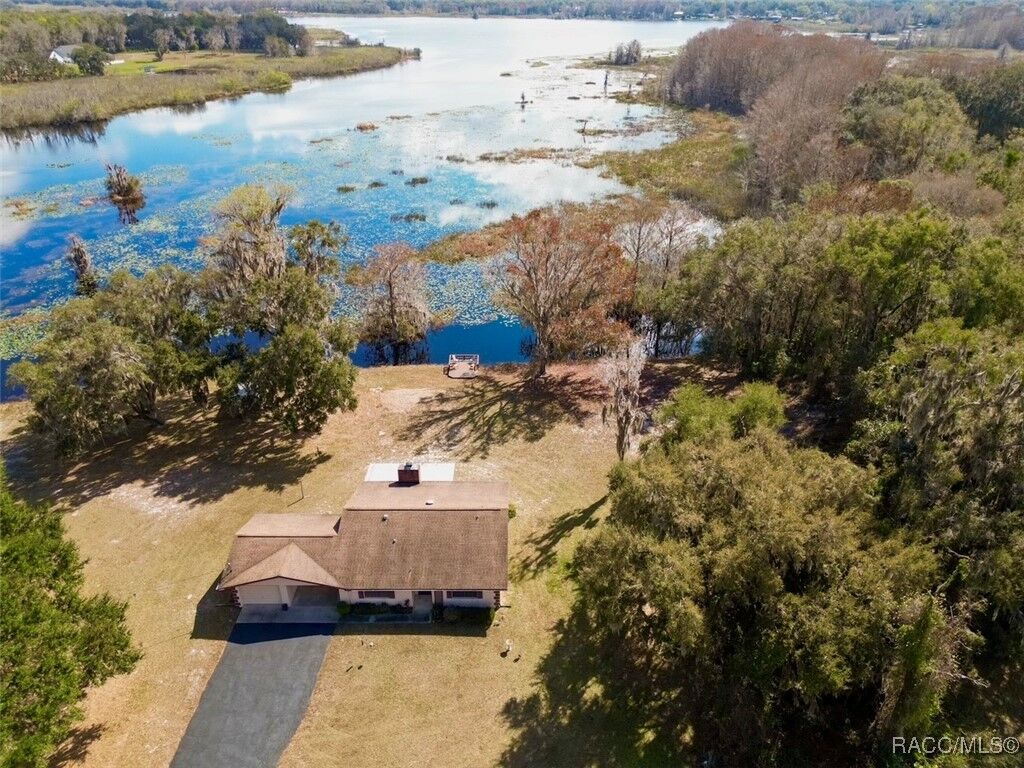 Property Photo: 8544 E Moccasin Slough Road 102 FL 34450
