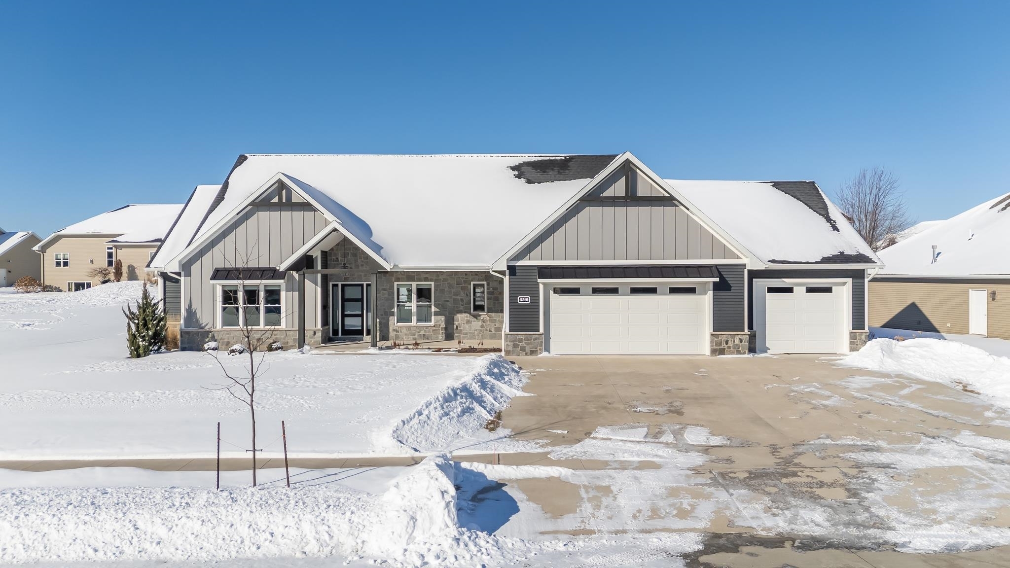 6591 N Headwall Circle  Appleton WI 54913 photo