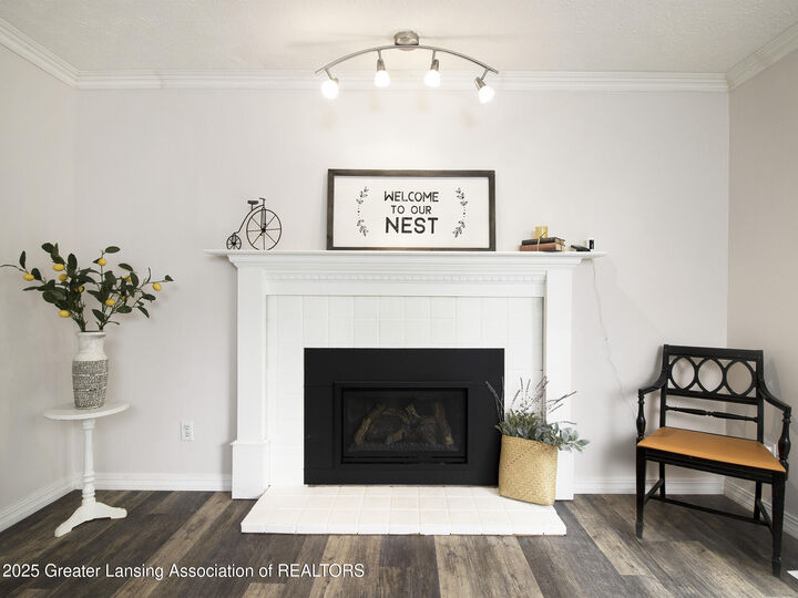 Property Photo:  1008 Touraine Avenue  MI 48823 