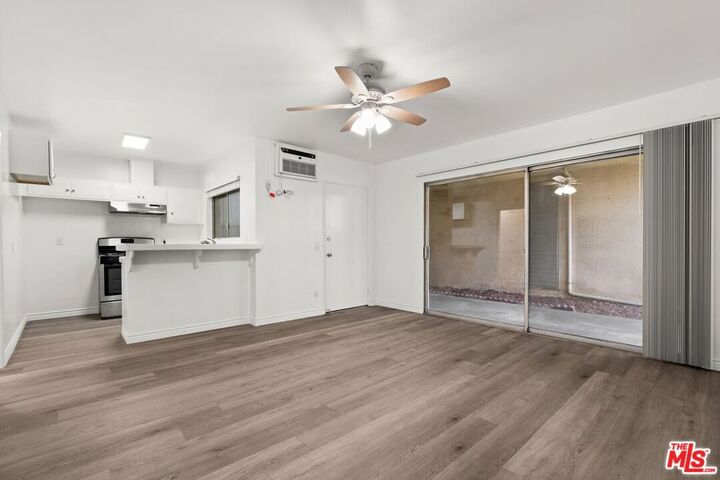 Property Photo:  1293 N Garfield Avenue 18  CA 91104 