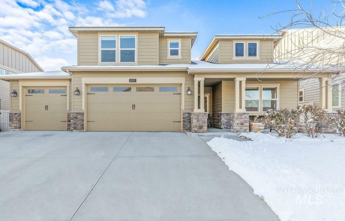 Property Photo: 1055 W Riodosa Drive ID 83642