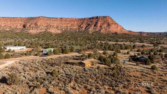 6026 E Zion Rd  Kanab UT 84741 photo