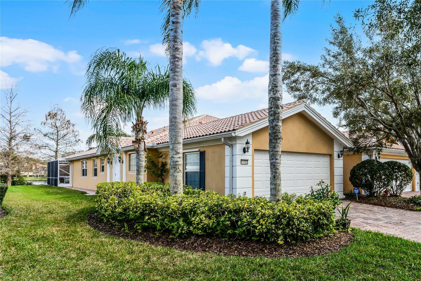 Property Photo:  11753 Fan Tail Lane  FL 32827 