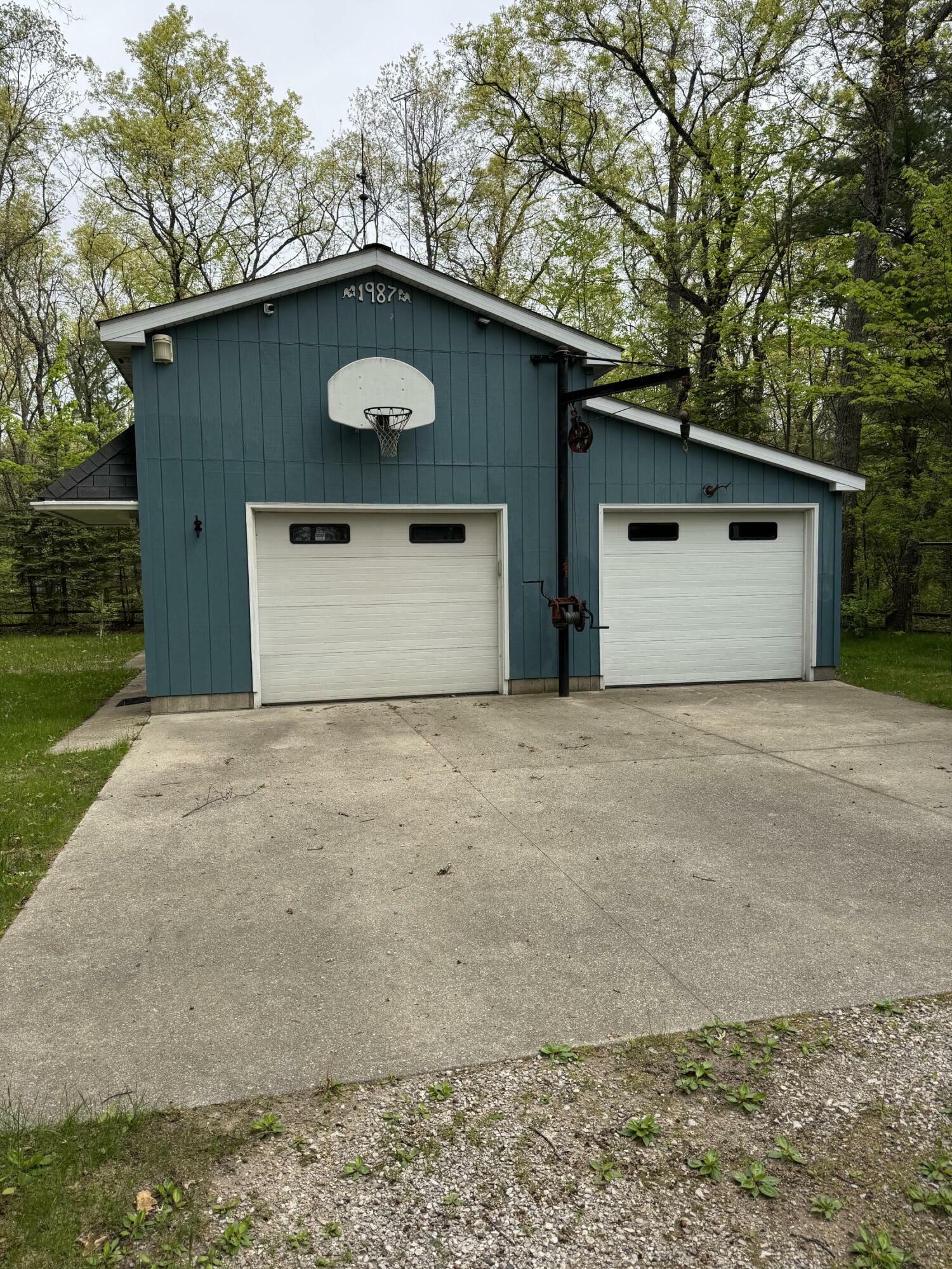 Property Photo:  18570 Caberfae Highway  MI 49689 